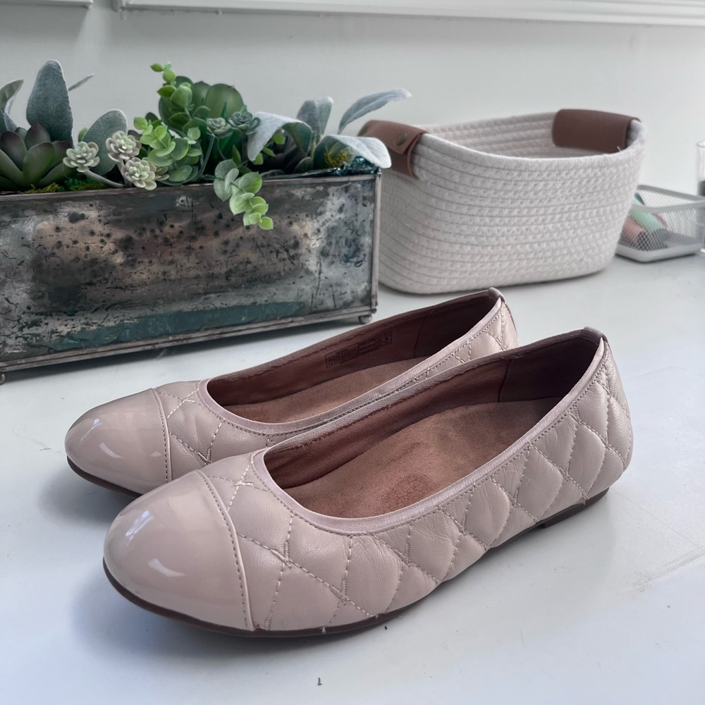 Vionic Blush Quilted Ballet Flats